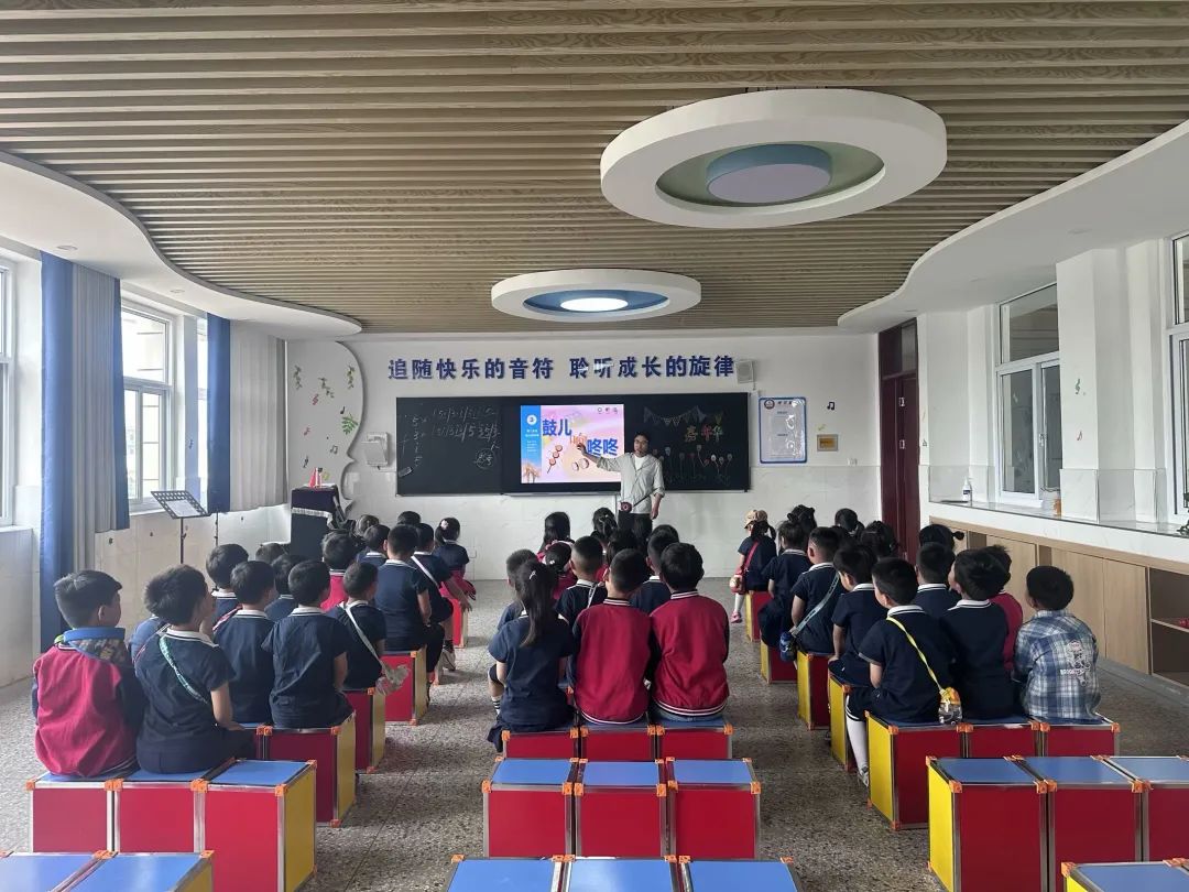 参观小学初体验,幼小衔接零距离——塔山中心幼儿园大班组参观小学活动 第28张