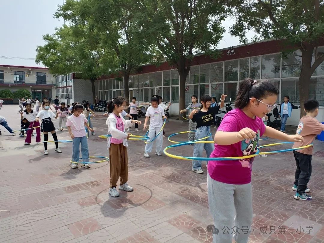 威县第三小学举办呼啦圈运动活动 第1张