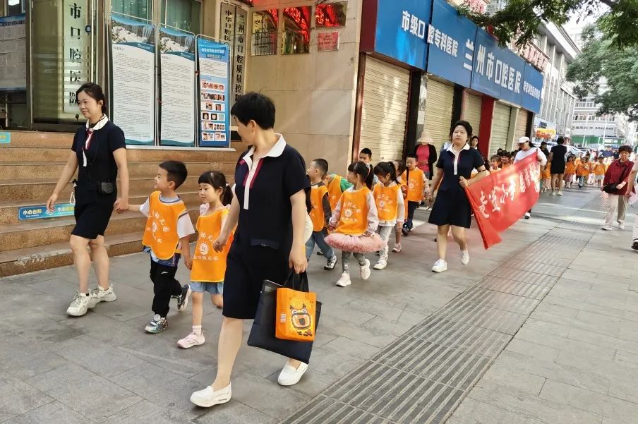 【幼小衔接】小学初体验  衔接促成长——天爱幼儿园大班组走进小学活动纪实 第27张