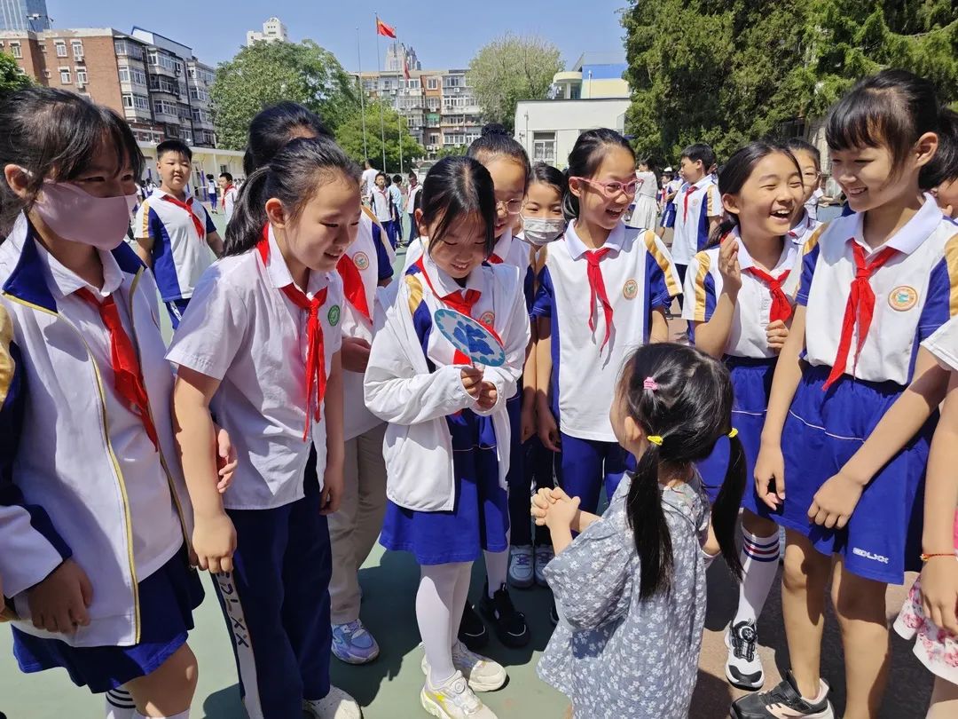 【幼小衔接】探秘小学之旅 共赴成长之约——河西四幼大班幼儿参观小学活动 第37张