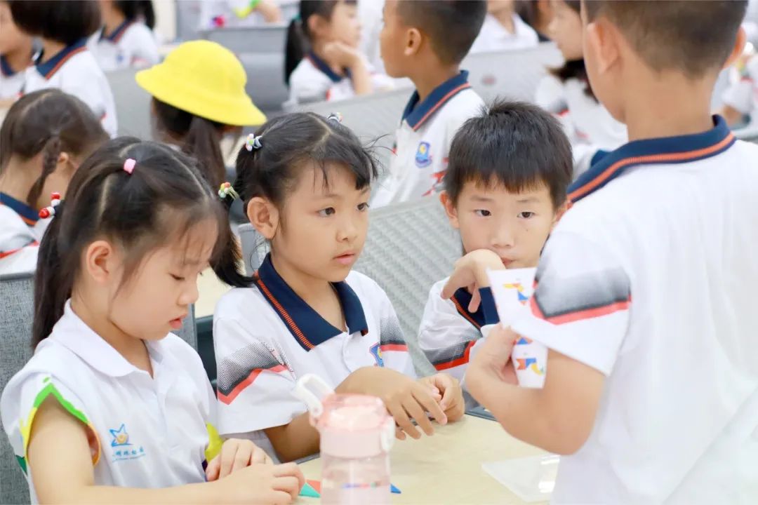 幼小衔接|“初遇小学,快乐启程”大班级幼儿走进小学活动 第23张