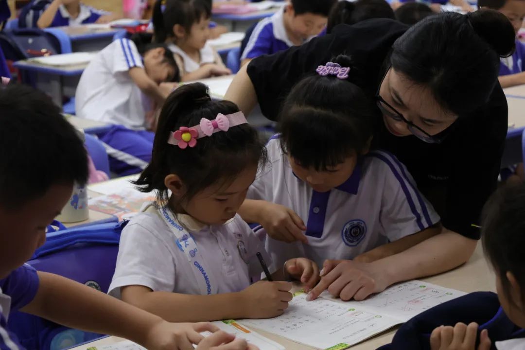 走进小学,幼见成长——宝澜雅苑幼儿园参观小学活动 第40张