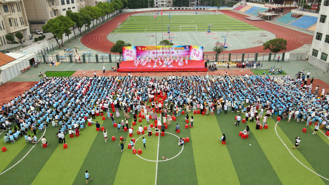 西街小学:“竹韵之声”庆“六一” 第2张