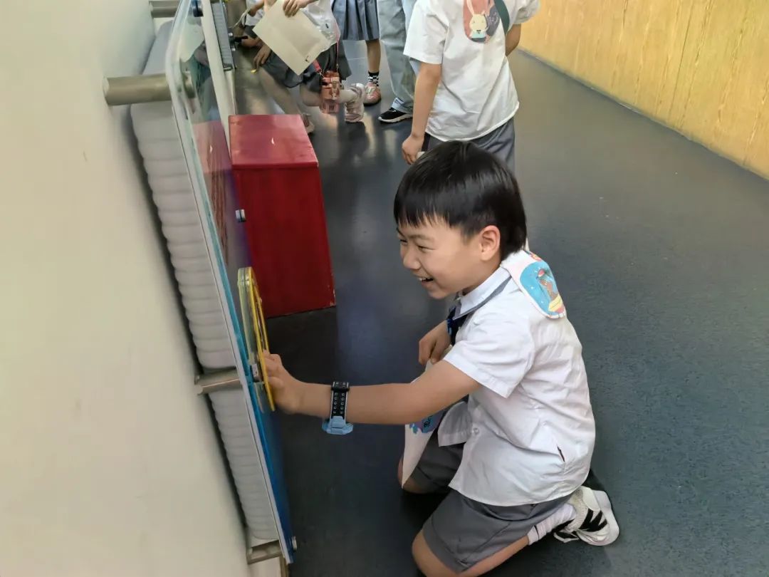 【雅趣童年】“趣”探小学,衔接有度——永嘉县博雅滨江幼儿园大班段参观小学活动 第55张