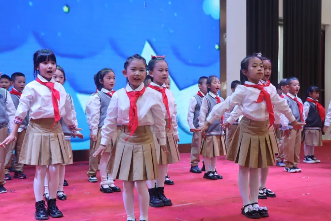 童心飞扬  梦想起航——曲靖经开区朝阳小学“六一”文艺汇演一年级专场 第123张