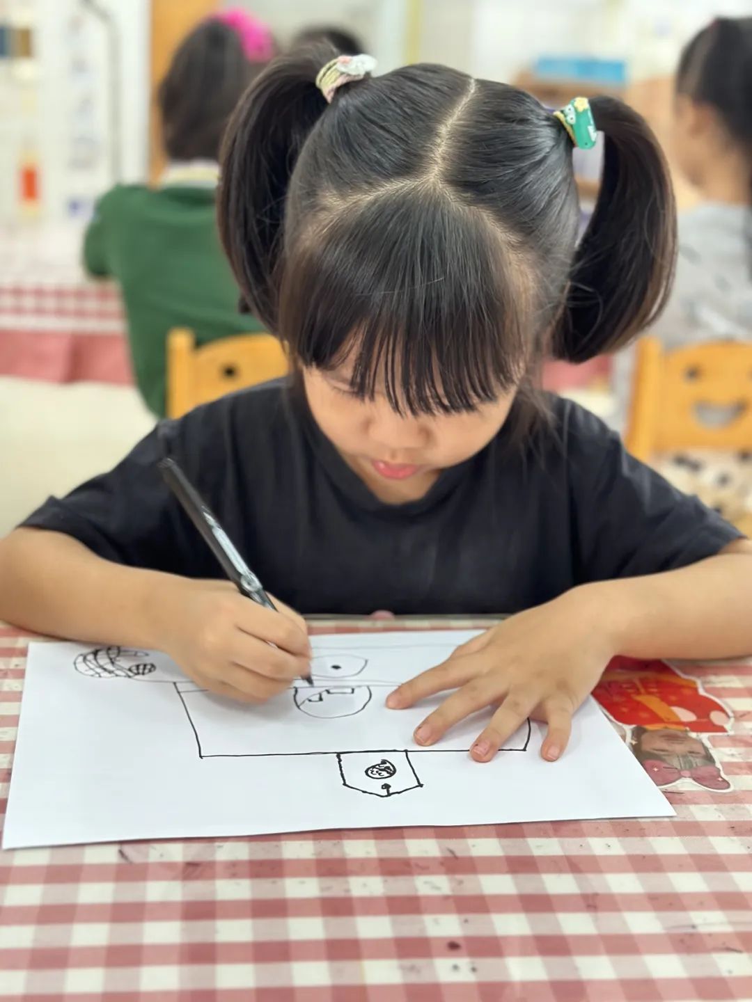 小学初探  筑梦新程----三亚市海棠区人才基地幼儿园参观小学活动 第9张