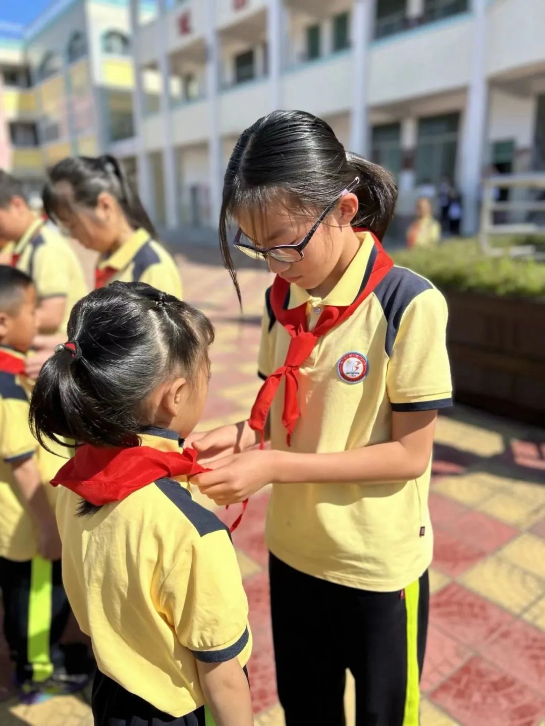 红领巾爱祖国,少年志谱华章——白奇民族小学一年级分批入队仪式 第26张