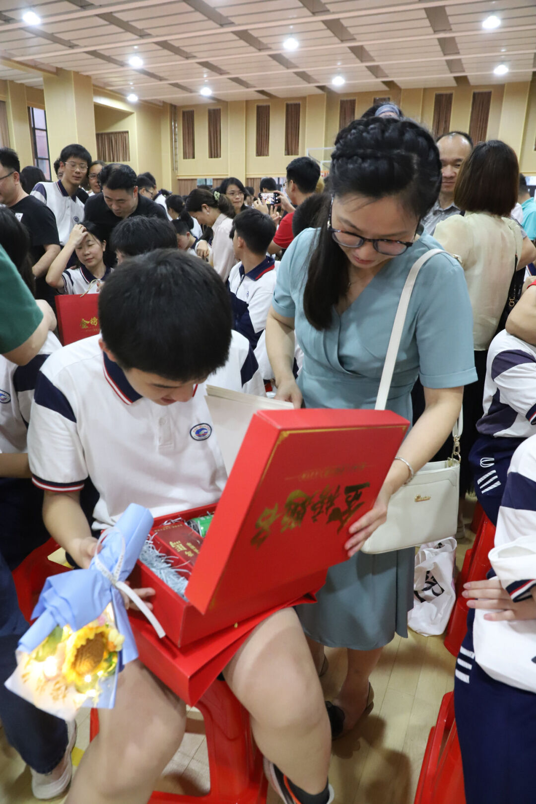 龙翔万里 决胜中考 ——广州市番禺区广铁一中铁英学校2024届初三年级中考冲刺动员大会 第55张