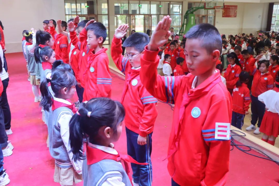 童心飞扬  梦想起航——曲靖经开区朝阳小学“六一”文艺汇演一年级专场 第24张