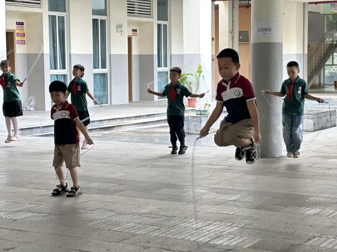 小学初探  筑梦新程----三亚市海棠区人才基地幼儿园参观小学活动 第57张