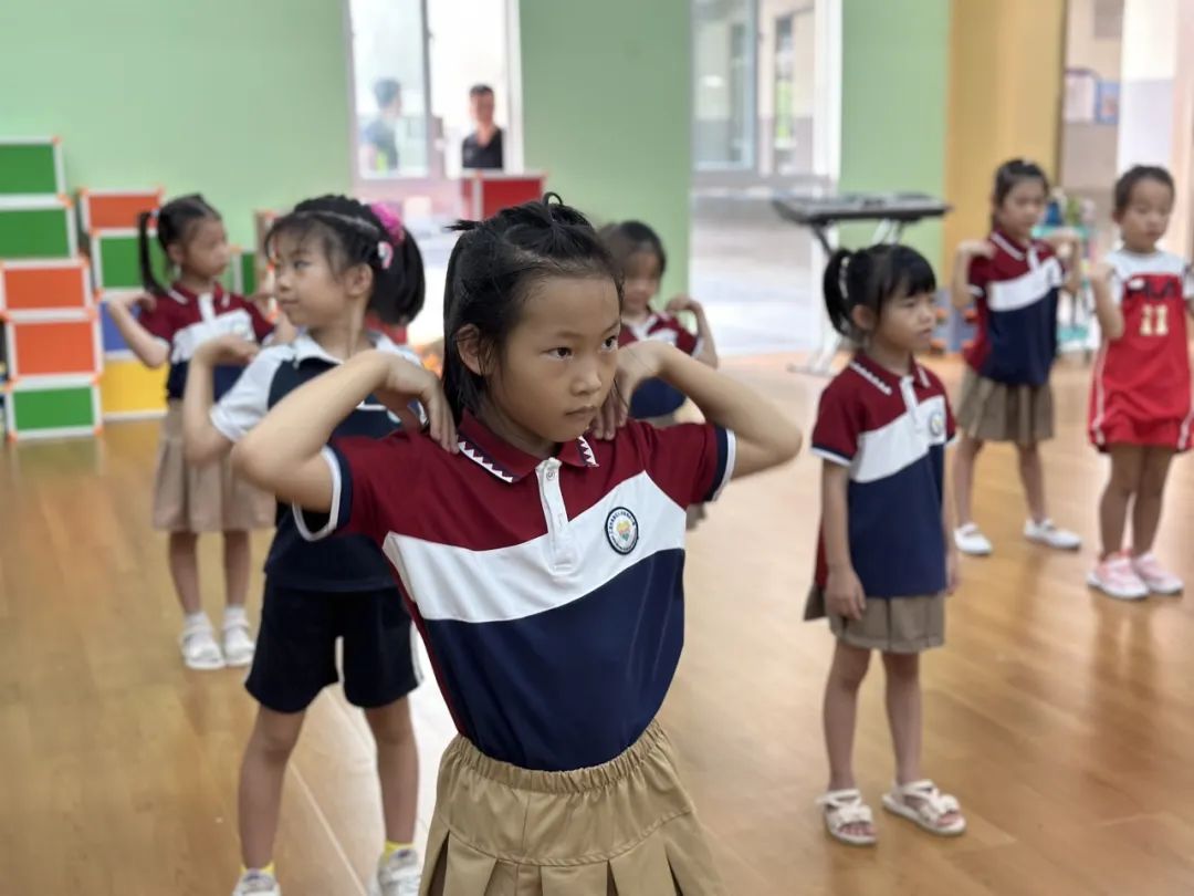 小学初探  筑梦新程----三亚市海棠区人才基地幼儿园参观小学活动 第31张