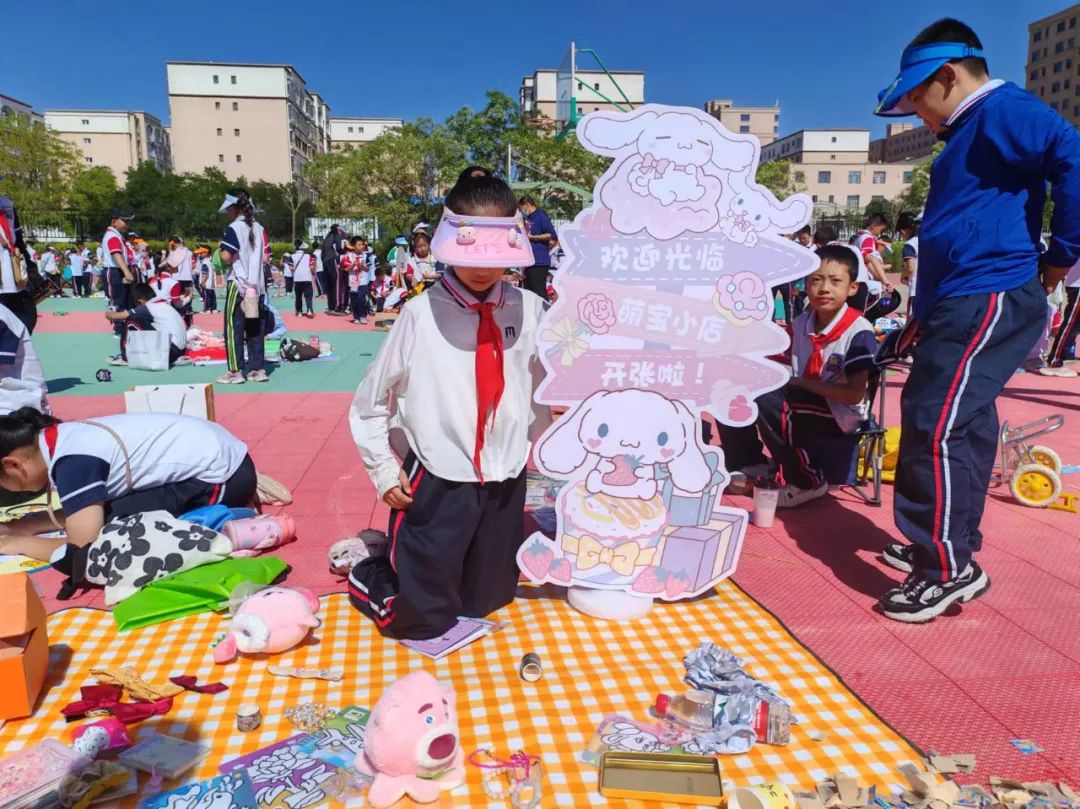 阿拉善左旗第二实验小学 “红领巾 爱祖国”六一儿童节系列活动——— 跳蚤市场&美食嘉年华 第7张