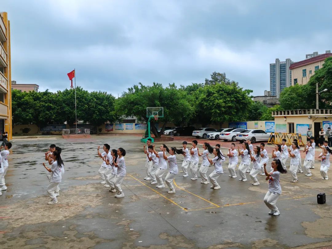 平潭岚城乡中心小学“绿色奥运,环保前行”第六届健体节 第48张