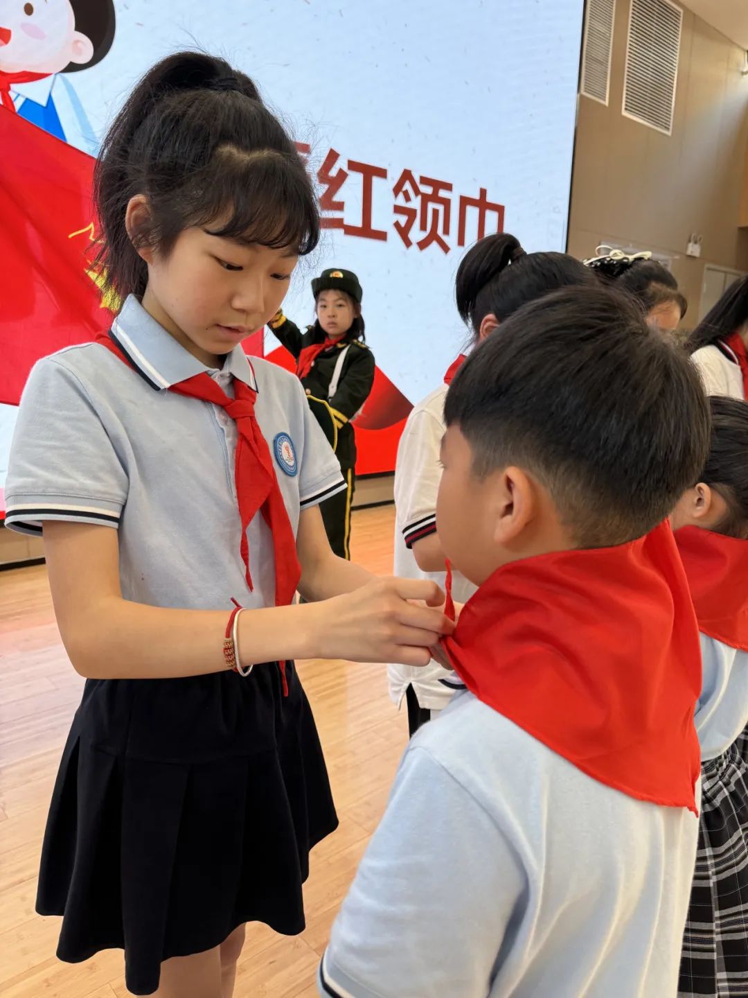 【 江丰小学】红领巾爱祖国,争做新时代好队员——江丰小学一年级入队仪式 第40张