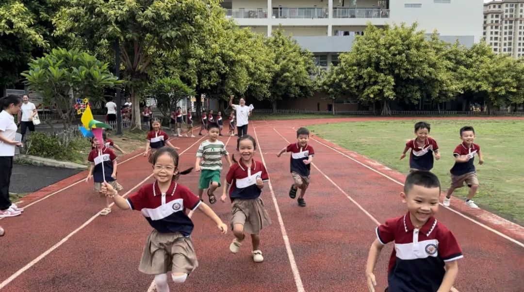 小学初探  筑梦新程----三亚市海棠区人才基地幼儿园参观小学活动 第20张