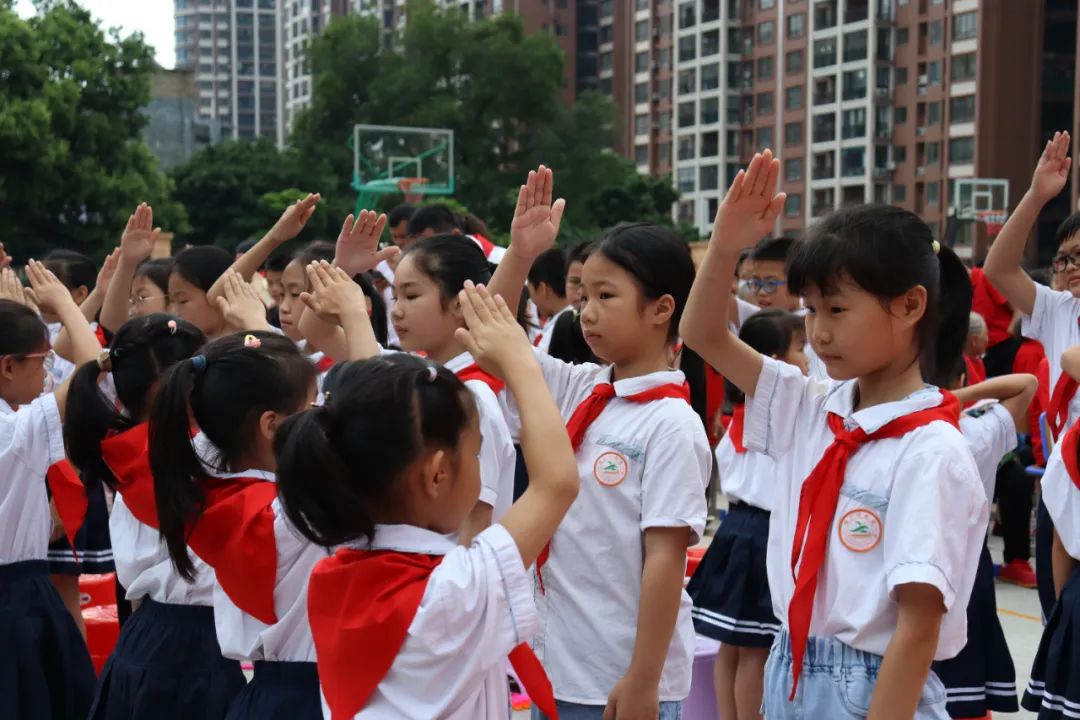 红领巾爱祖国——桂平市福新小学庆“六一”系列活动 第11张