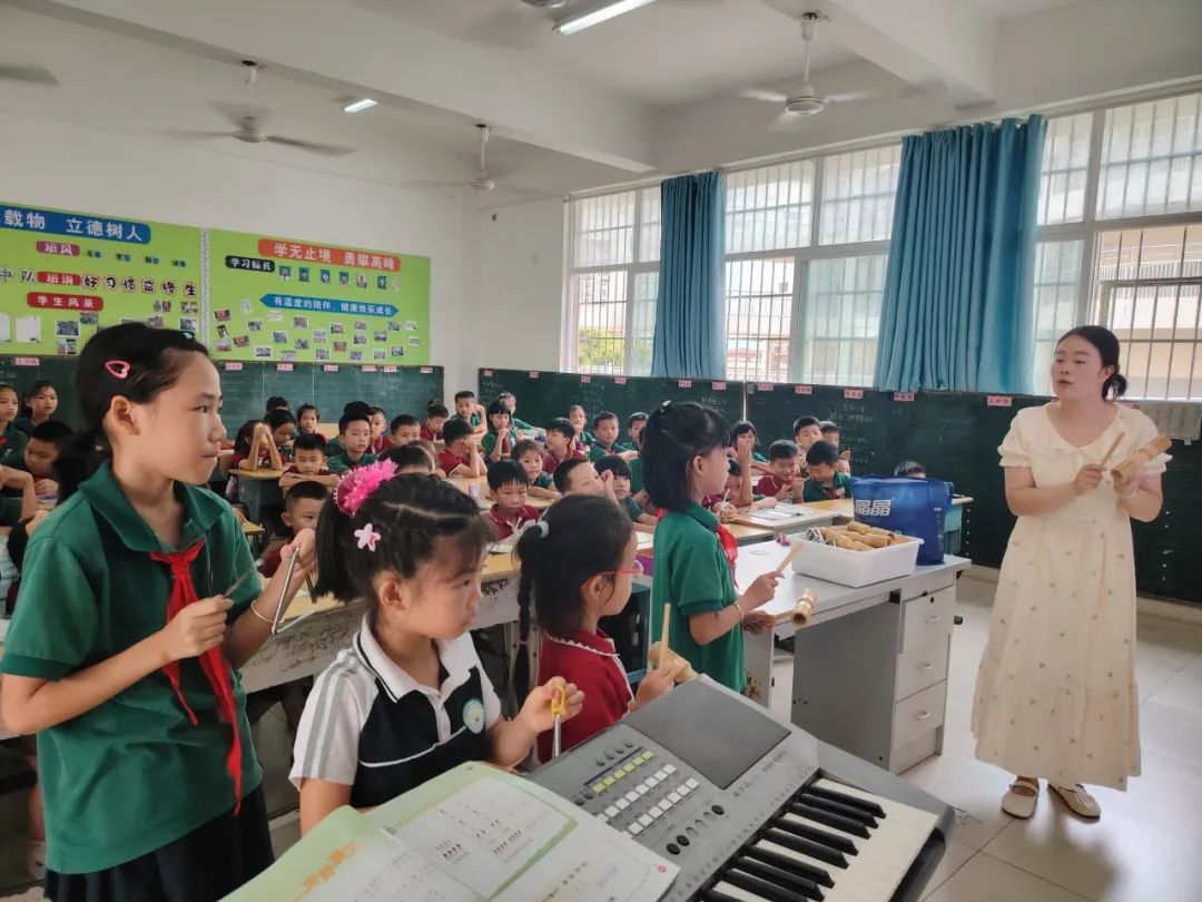 小学初探  筑梦新程----三亚市海棠区人才基地幼儿园参观小学活动 第44张