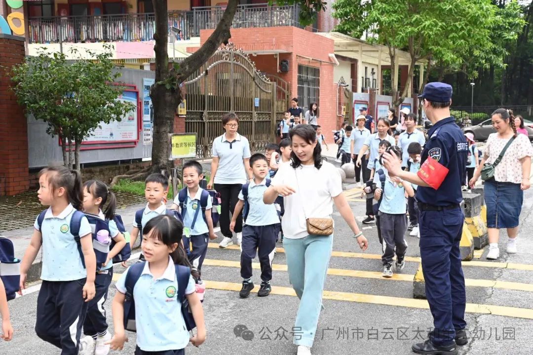 初探小学 ,“幼”见成长——太和第二幼儿园幼小衔接活动之参观龙归小学 第13张