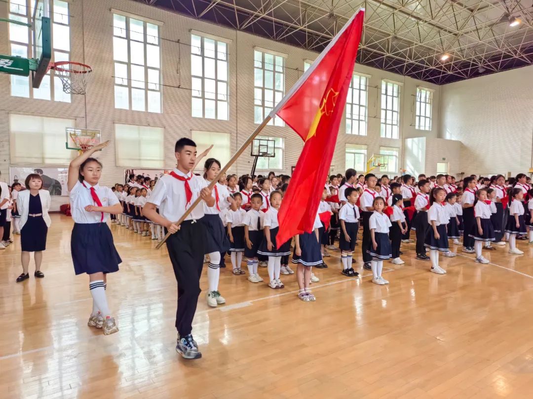 红领巾爱祖国——金谟小学少先队新队员入队仪式 第19张