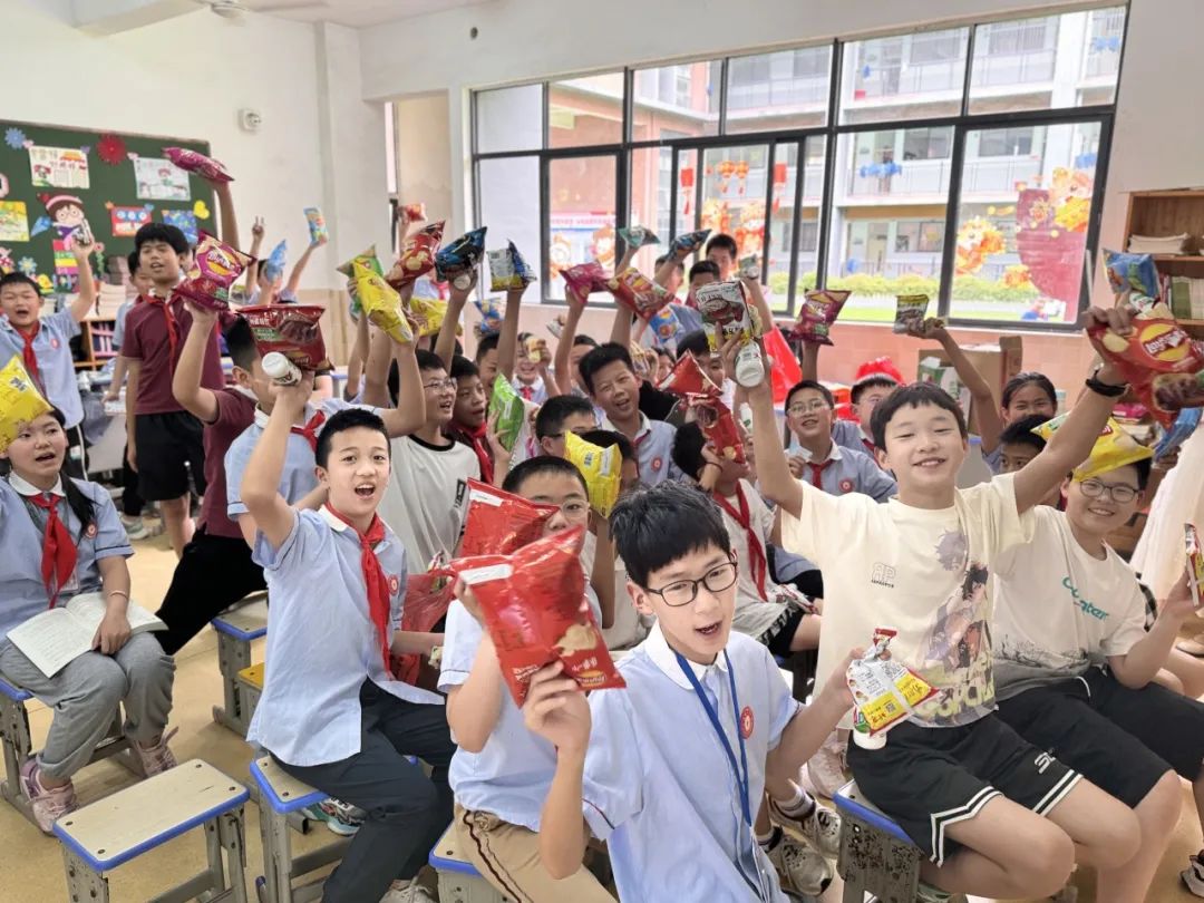 与你童乐 童心同行——晋梅小学第九届艺术节学生素养大赛暨六一节目汇演 第62张