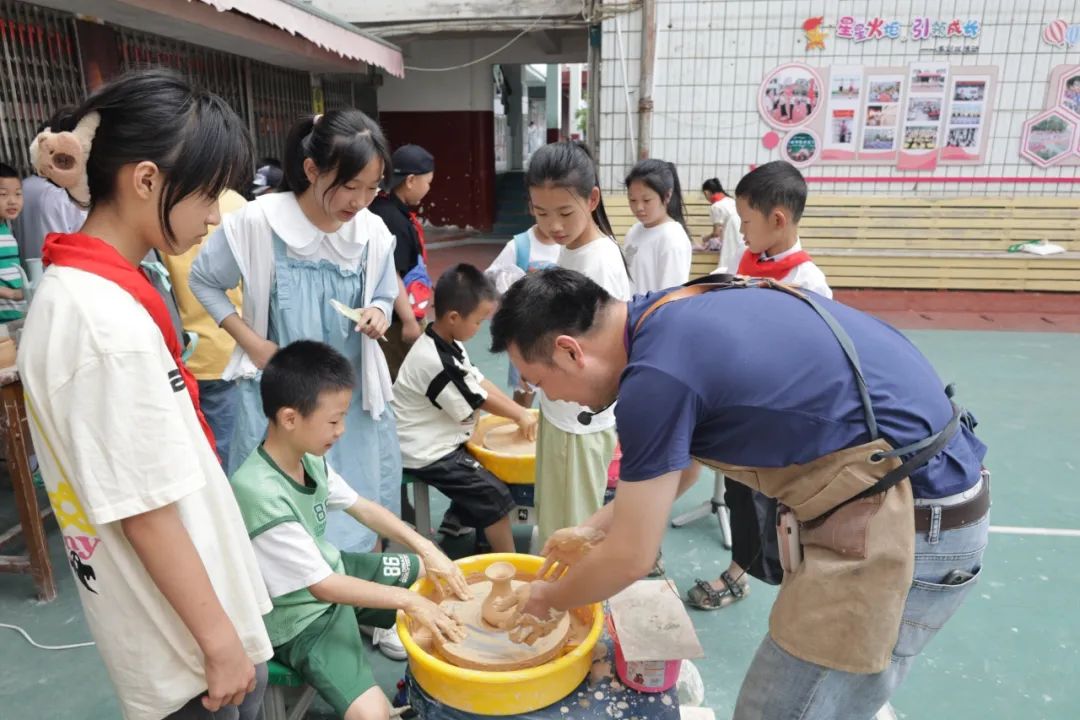 建瓯市建州教育总校第一小学隆重举行2024年“金水杉”成长节暨朱子文化艺术节活动 第44张