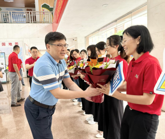 中考倒计时30天!加油!|伦教街道党工委办事处关爱慰问九年级教师 第6张