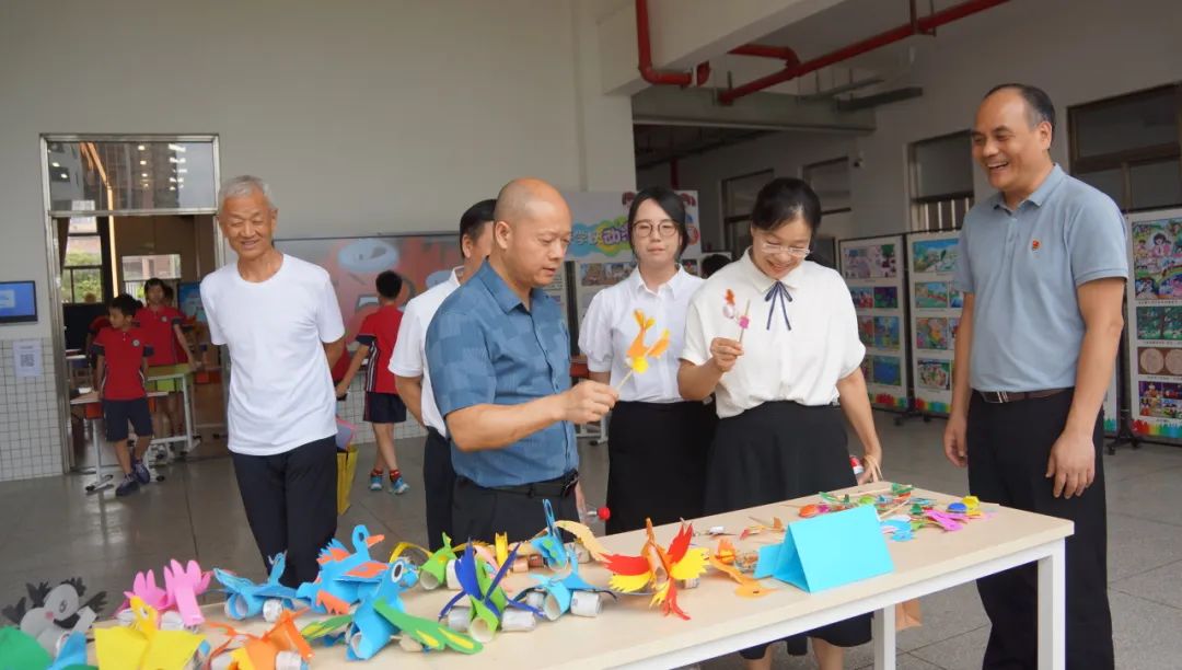 片区联研 I 东莞市小学美术城区片·水乡片区联片教研与第3期“七彩·菁师”教学展示活动暨“品质课堂·融合创新”专题式教学视导活动 第7张