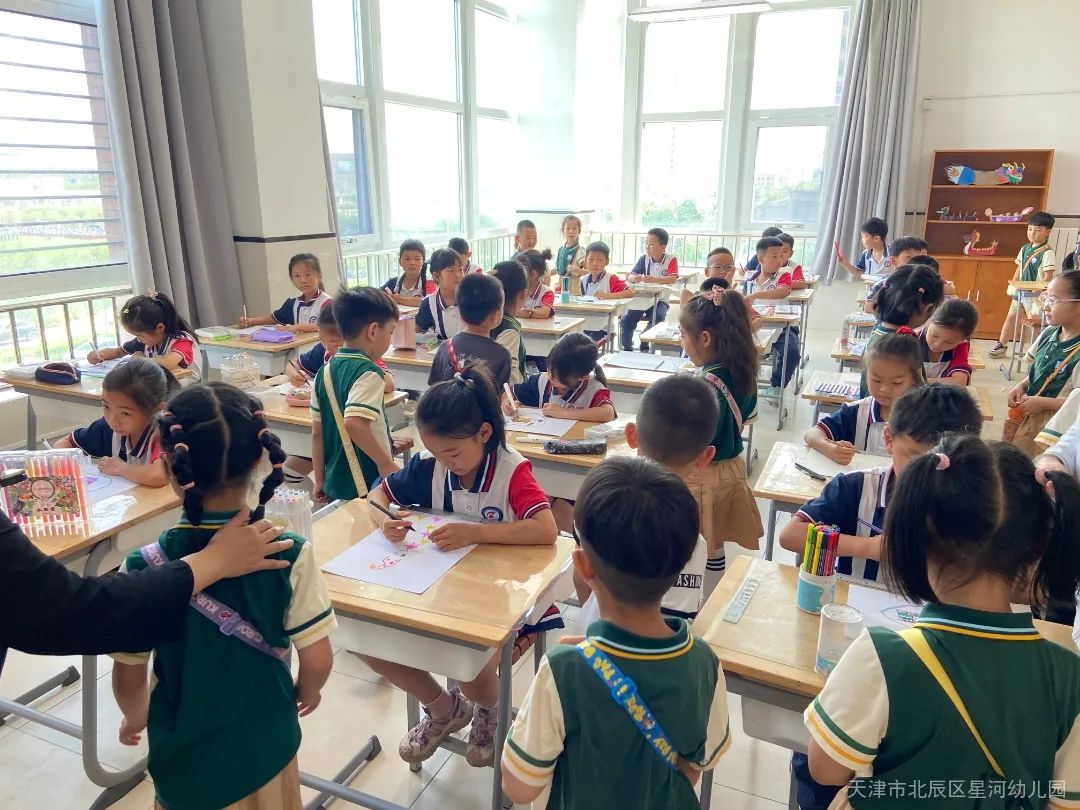 你好,小学!---星河幼儿园大班参观小学初体验! 第27张