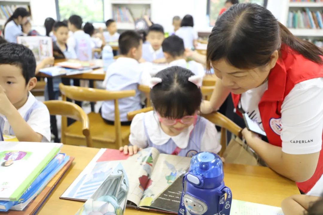 你好 小学!——石岩应人石第二幼儿园参观小学活动 第41张