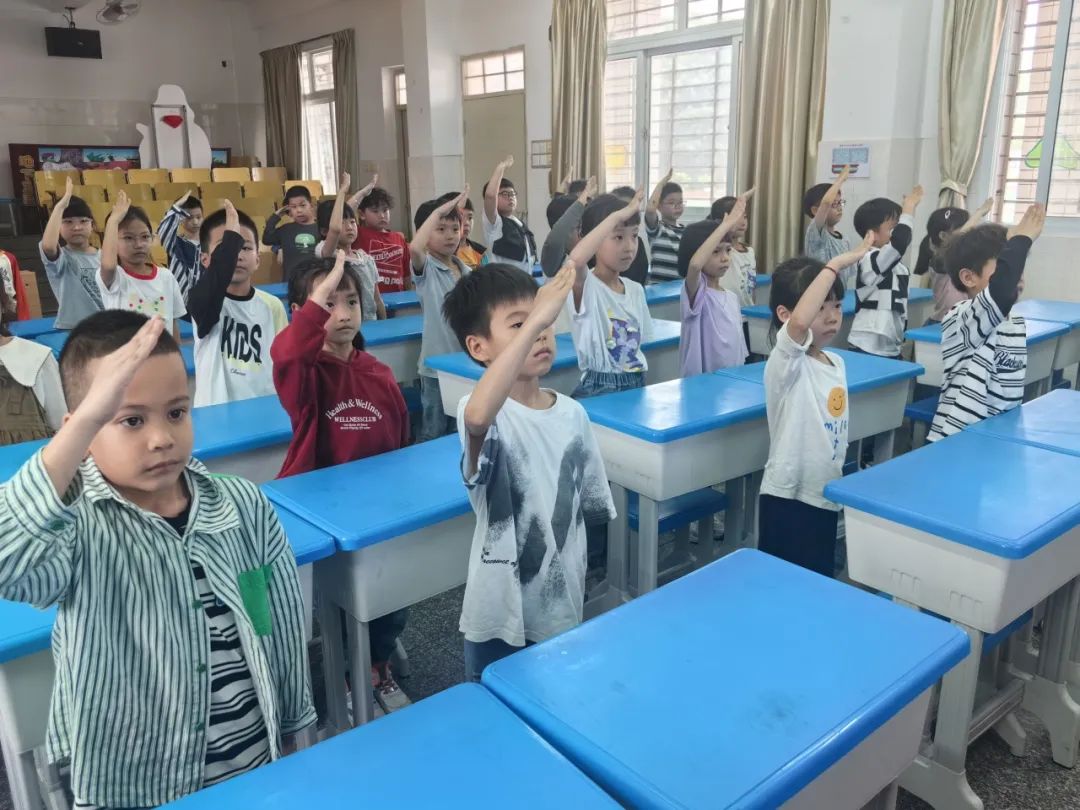 红领巾爱祖国——东石镇第二中心小学、檗谷小学开展一年级入队前教育活动 第7张