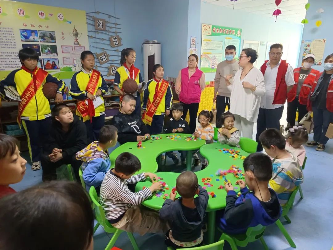 【实验小学·全环境立德树人】叮咚!来自夏天的告白——青岛西海岸新区实验小学举行“争做新时代好少年”欢庆“六一”活动 第13张