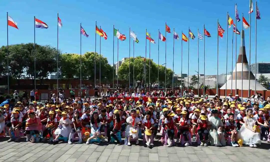 七彩童年 天天向上 | 宋庄镇中心小学校园艺术节在上上国际美术馆开幕 第9张