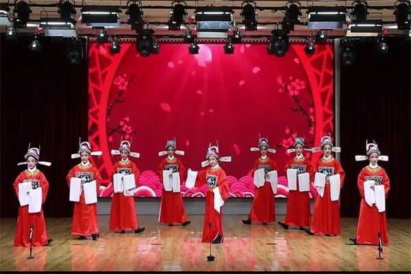 【艺体视界】华侨城小学举行“童心同趣 乐享未来”庆六一文艺汇演 第13张