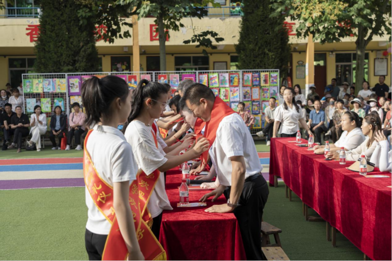 红领巾爱祖国 萌娃闯关过六一——临晋小学“庆六一”主题汇演暨综合实践活动纪实 第4张