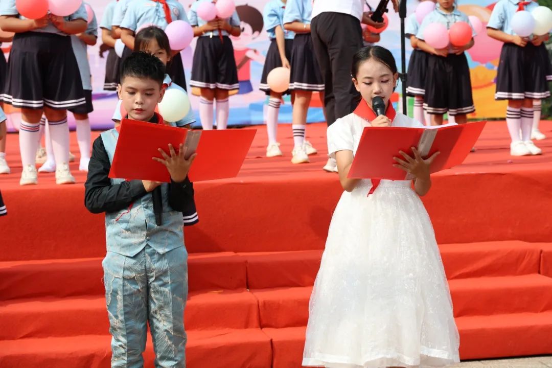 红领巾爱祖国——景洪市嘎栋中心小学庆“六一”系列活动 26/64 第16张