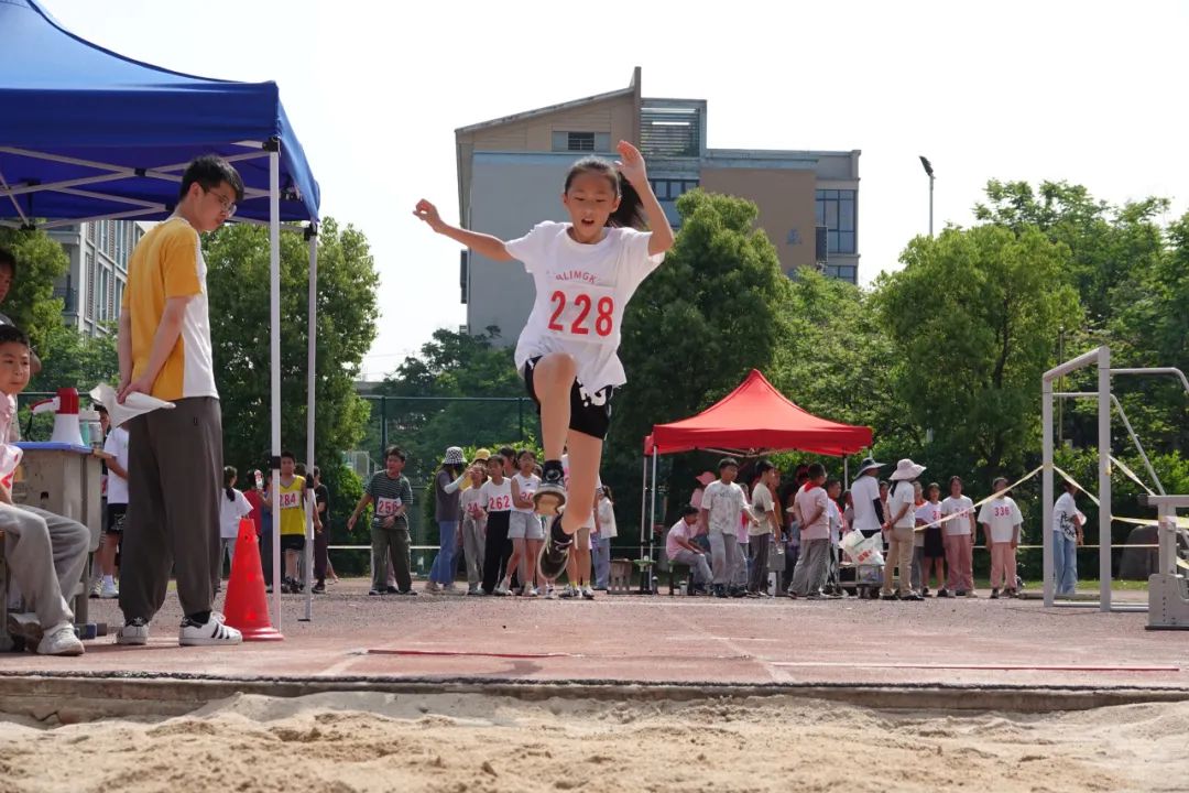 义亭小学举行2024年春季田径运动会 第29张