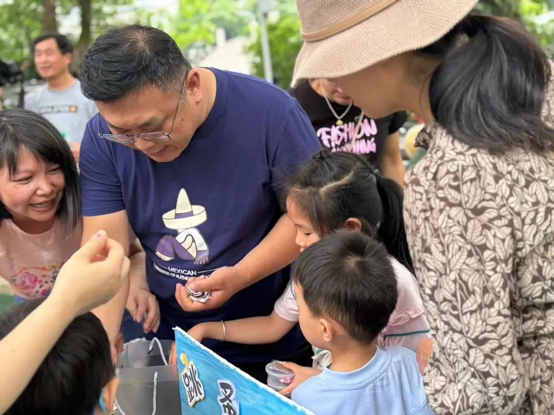 “欢乐六一,趣享成长”——燕子山小学附属幼儿园二部“庆六一”亲子主题活动 第65张