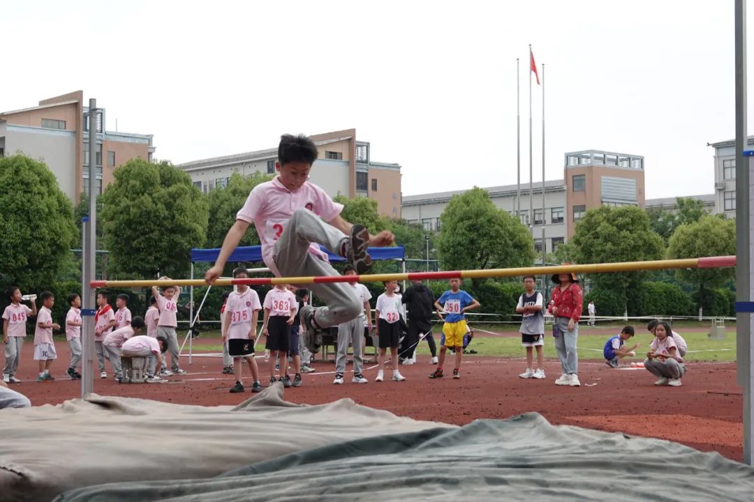 义亭小学举行2024年春季田径运动会 第28张