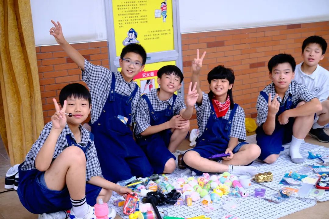 走秀、展演、义卖街……这所小学的艺术节太好玩! 第21张