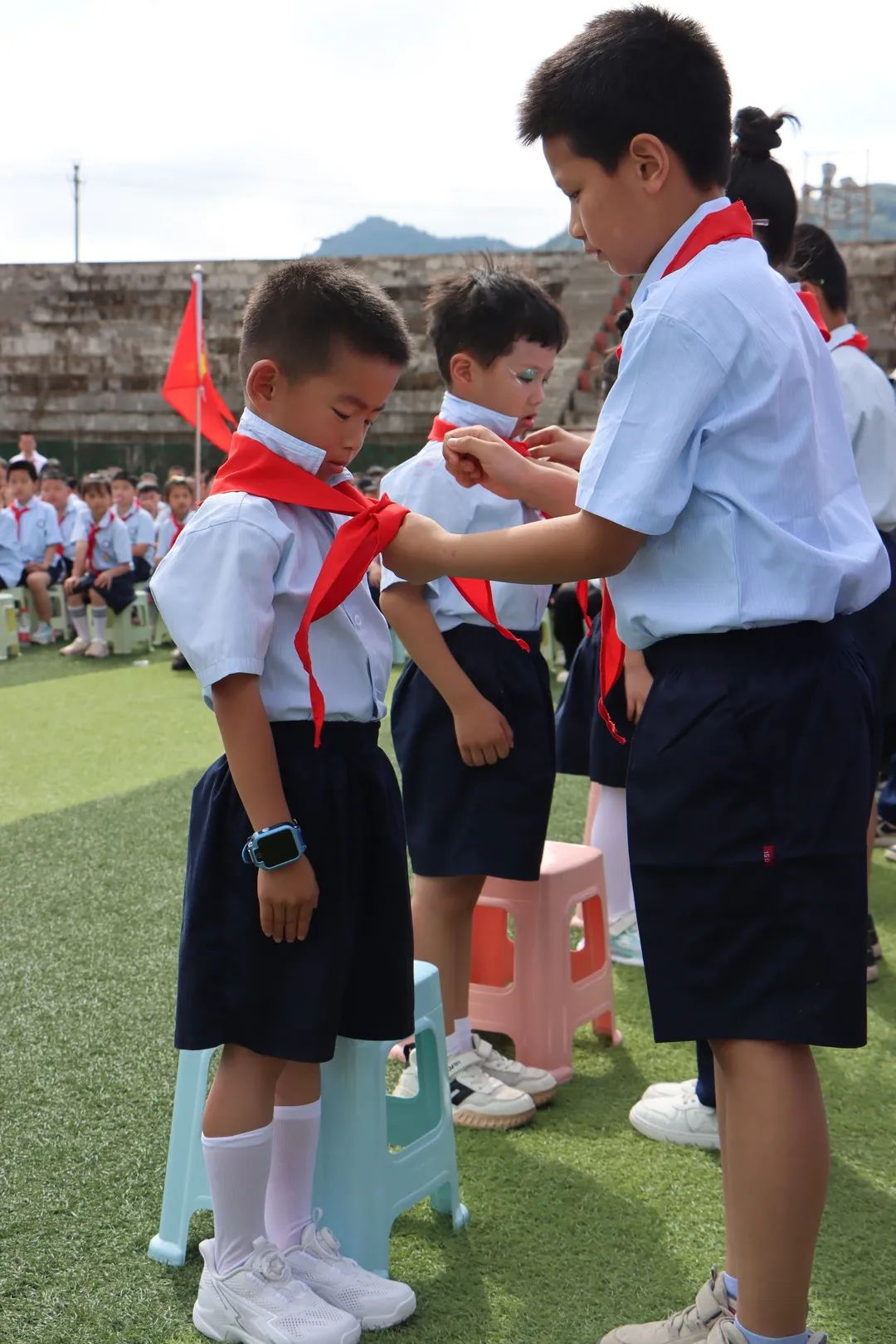 铜仁市第二十小学(学院附小)“红领巾爱祖国”新队员入队暨“六一”文艺汇演主题活动 第41张