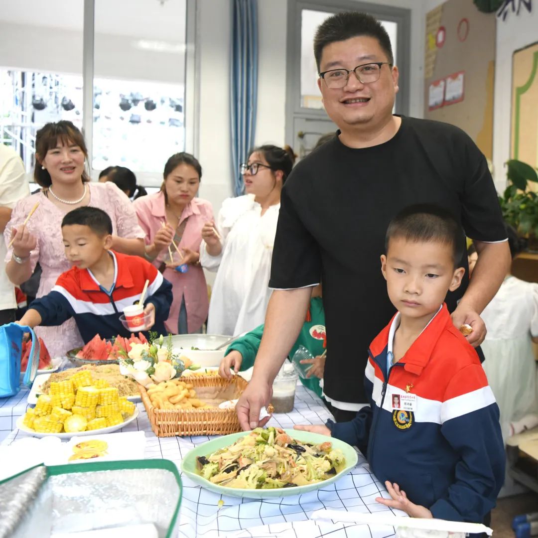 泰”美味啦!|育才小学“庆六一”食博会活动 第6张