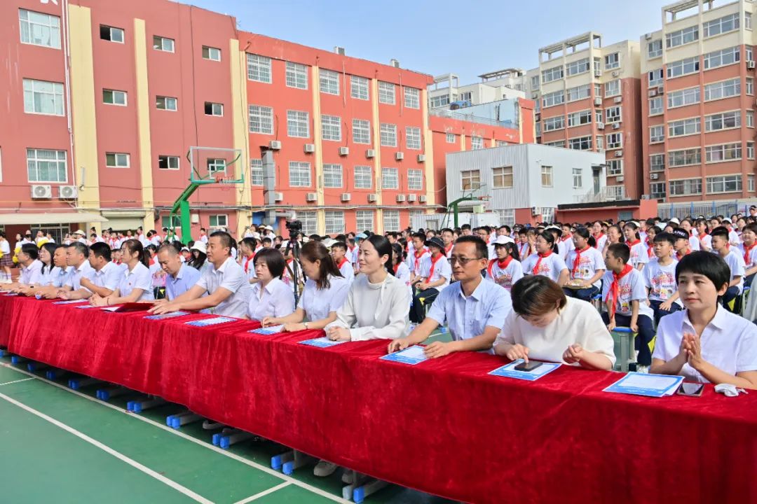 从实小出发  向梦想前行——盐湖区实验小学2024届六年级毕业典礼暨十二岁集体生日会 第5张