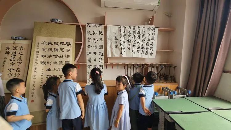 走进小学 体验成长——西安市第三保育院组织大班幼儿参观洒金桥小学 第6张