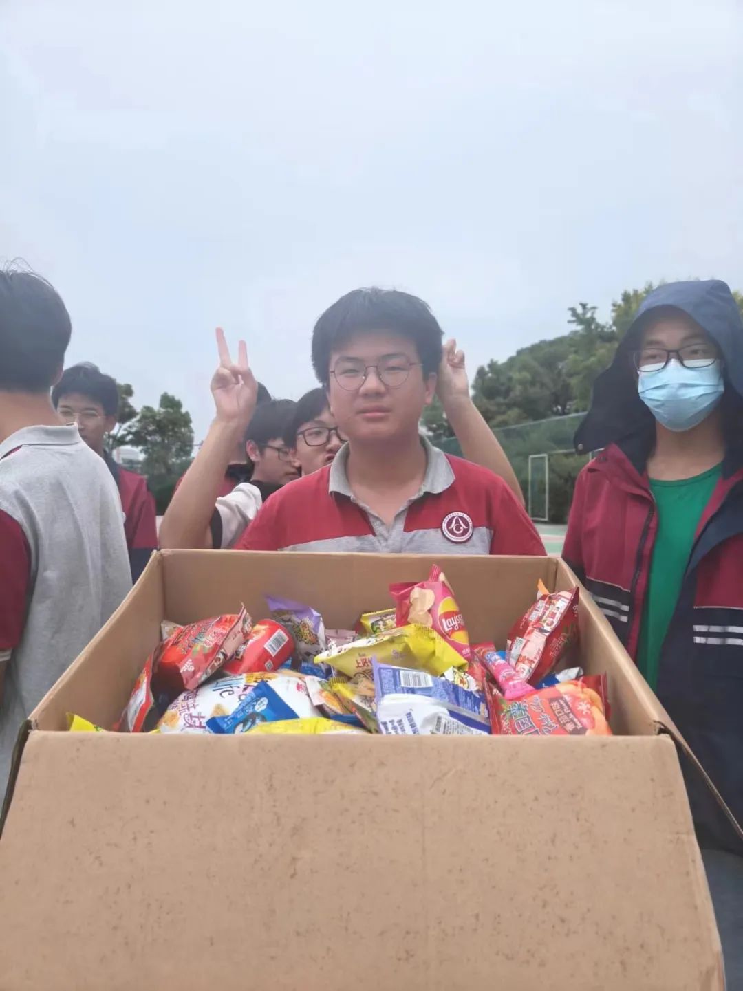 味蕾尽欢抢零食 奔赴中考释压力——浙师大附中开展初三学子抢零食趣味减压活动 第20张