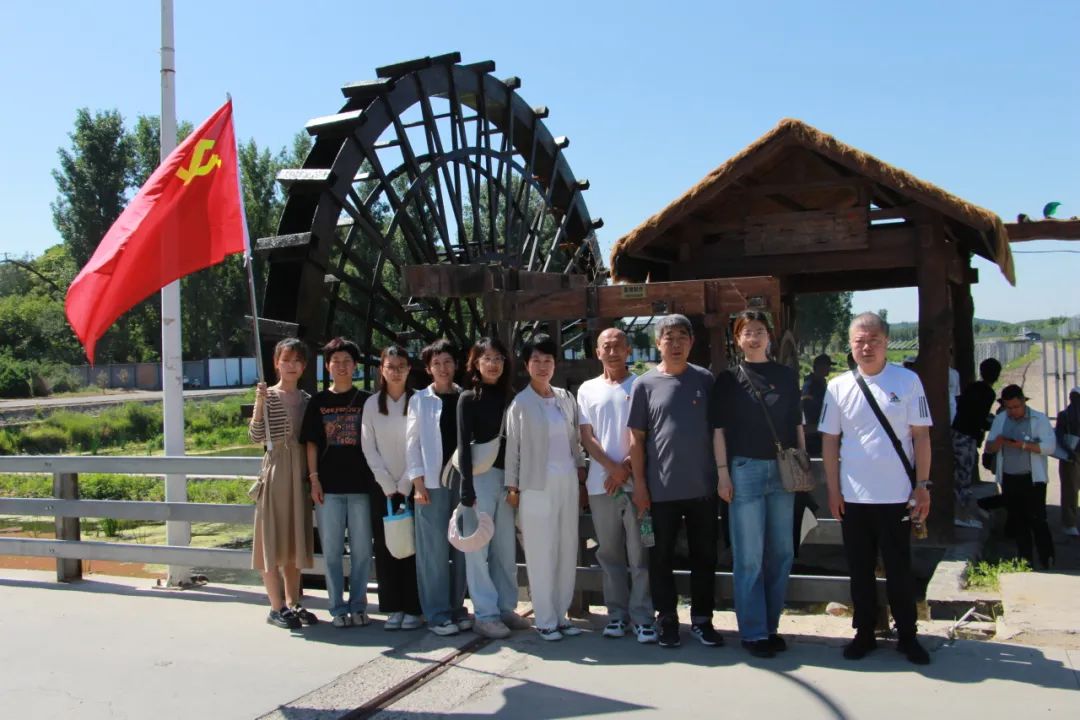 太师屯镇中心小学党总支开展“学思践悟,走进中国美丽乡村”主题党日活动 第13张