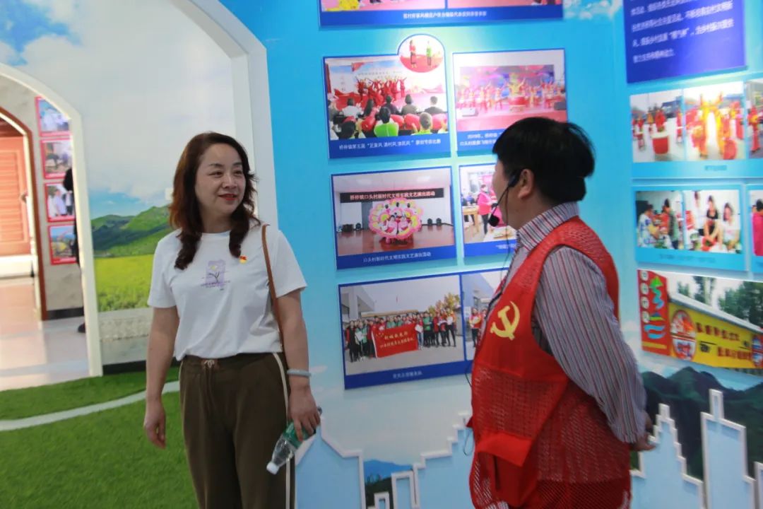 太师屯镇中心小学党总支开展“学思践悟,走进中国美丽乡村”主题党日活动 第11张