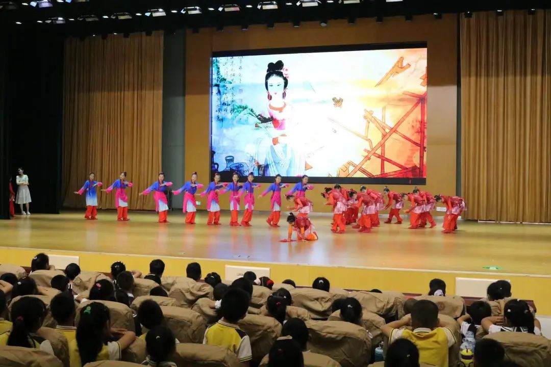 【泉引桥•春晖】小学零距离 成长初体验——幼儿园参观小学活动 第7张