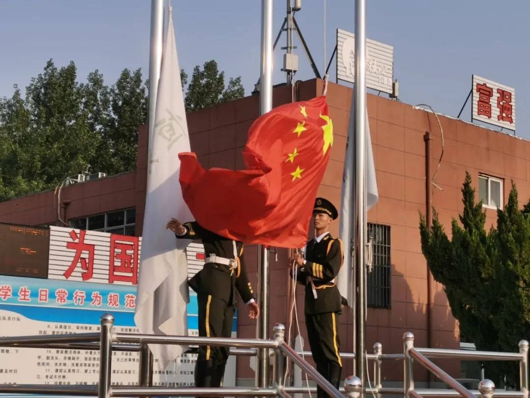 祝福中考,圆梦未来——宿州市埇桥区恒瑞学校第八大周主题升旗仪式 第3张