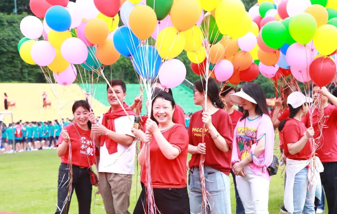 中考必胜 华益必胜 | 学校举行“激扬青春 决胜中考” 中考加油活动 第9张