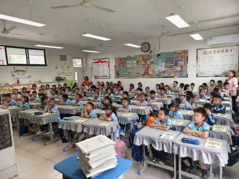 “探秘小学 快乐衔接”---德城区乾城尊府幼儿园幼小衔接活动之参观小学 第33张